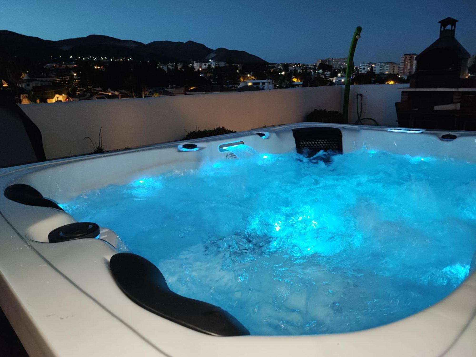 Apartamento Isla De Benalmadena 1, Jacuzzi, 80M From The Sea, Ac, Bbq, Private Parking, Big Terrace Exterior foto